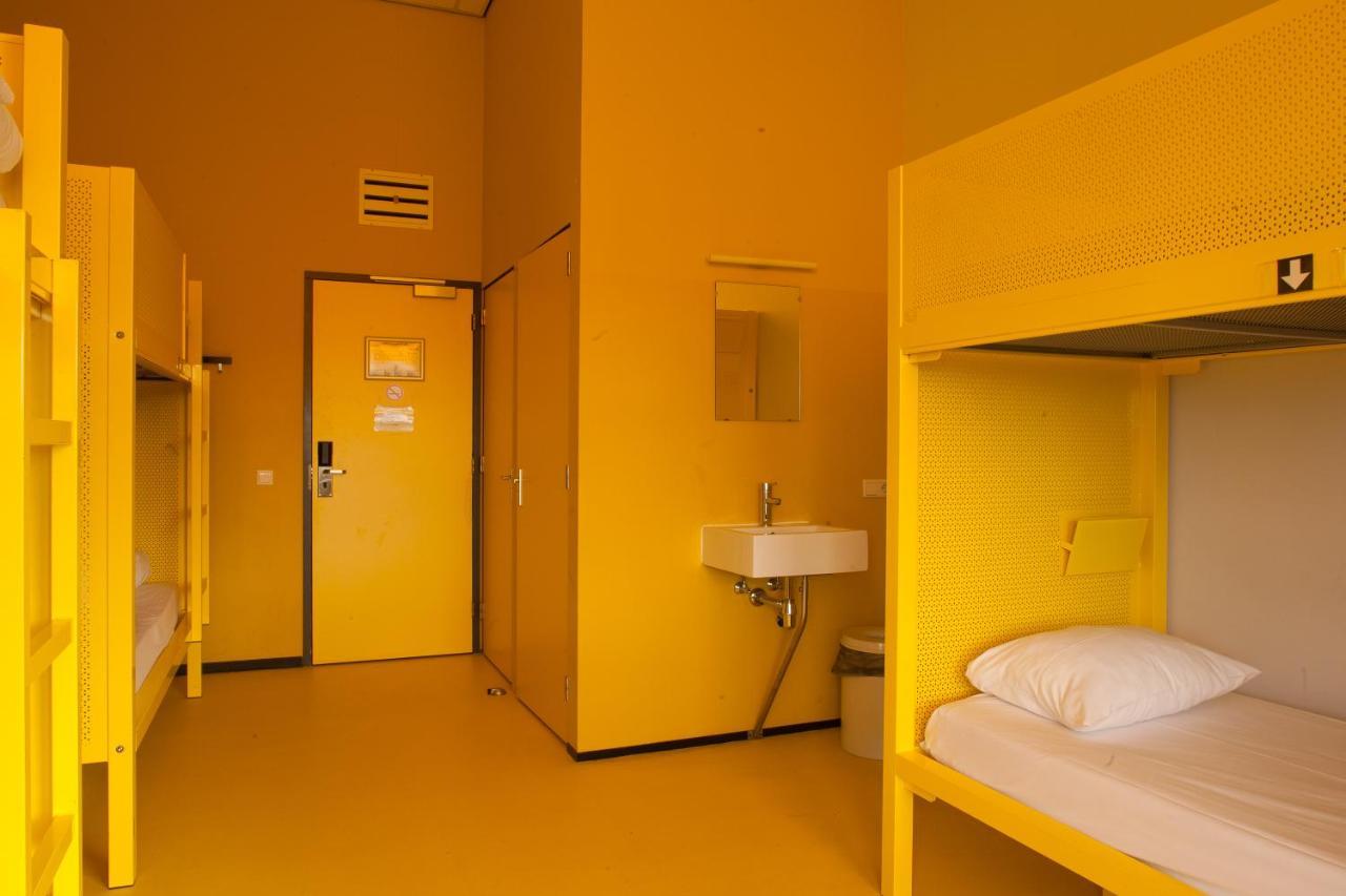 Wow Amsterdam Hostel Exterior photo